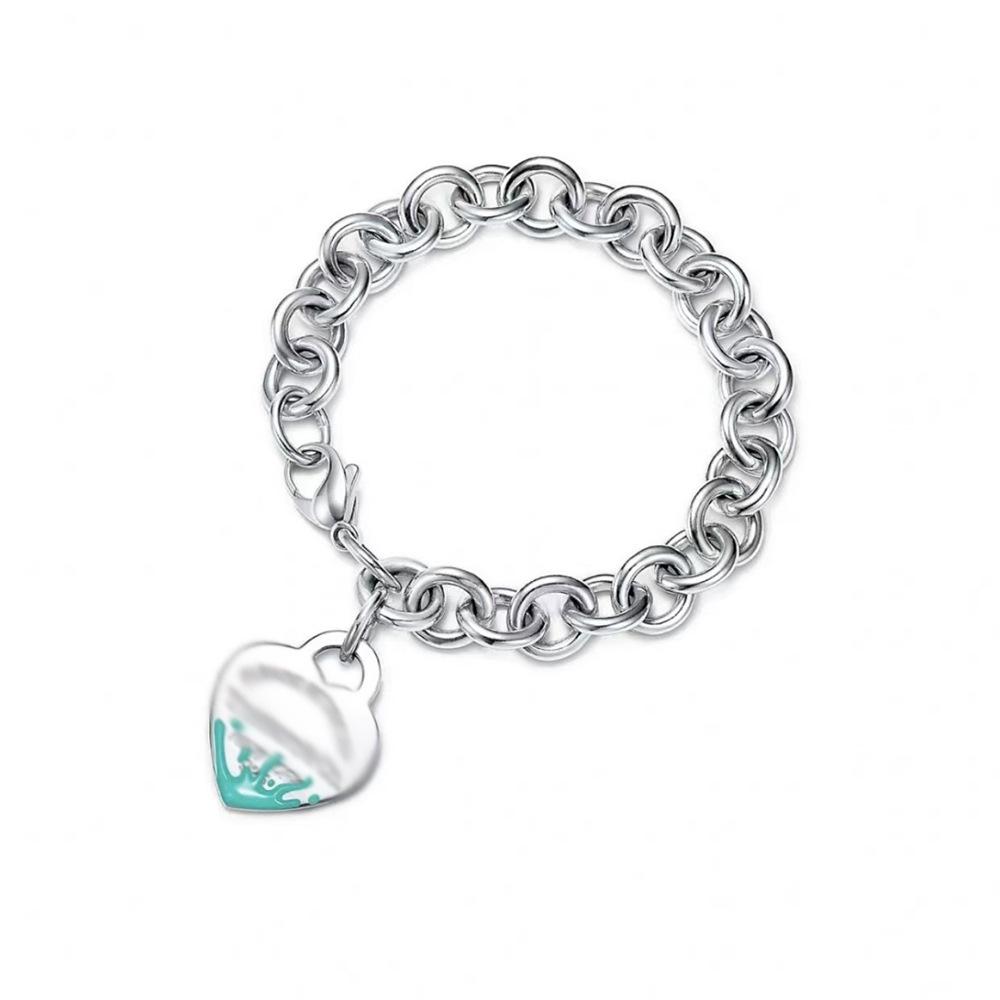 Classic Enamel Heart Bracelet for Women with Clasp Heart Pendant