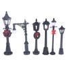 2/12 Stück Puppenhaus Mini Weihnachtsstraßenlaternen Gartenstraßenlaternen Simulationsmodell Miniaturen Lichter Ornamente Heimdeko