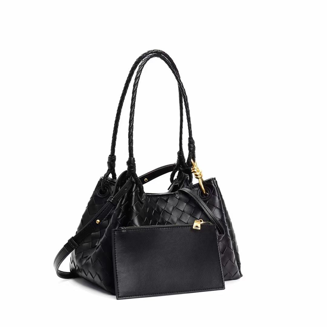 

Кожаная плетеная сумка, новая парашютная сумка через плечо, текстурная кожа, повседневная универсальная сумка через плечо, сумка 21x16.5x17cm чёрный