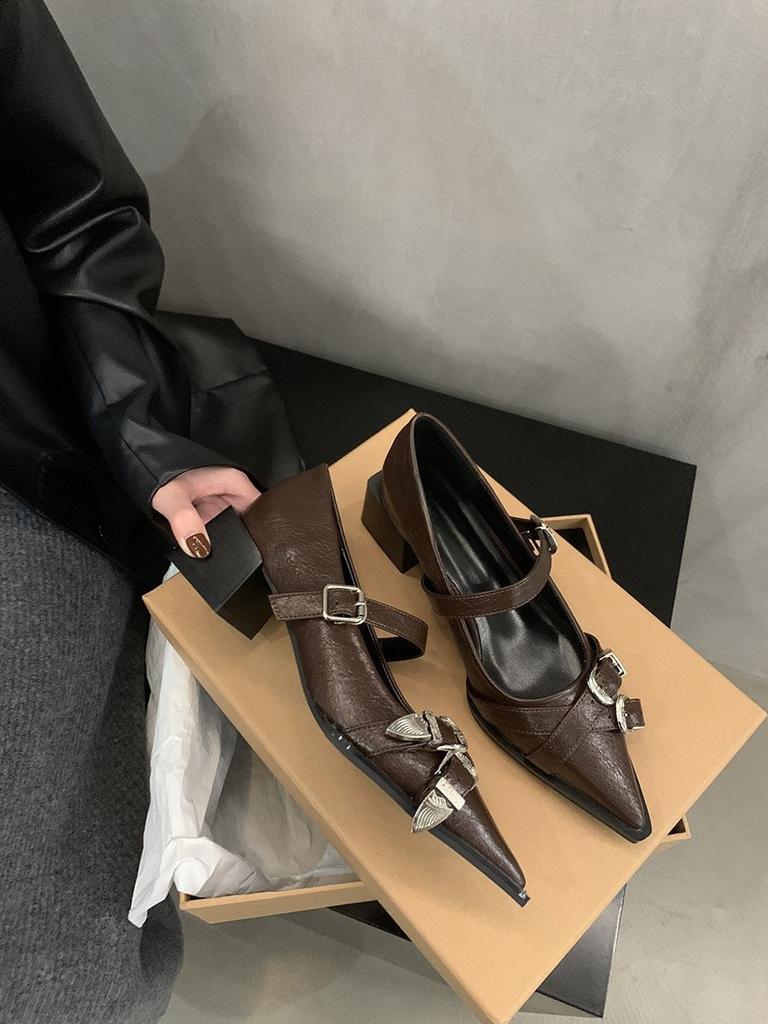 Thick heel retro black pointed single shoes women's shoes 2025 new autumn and winter French Mary Jane evening small leather shoes