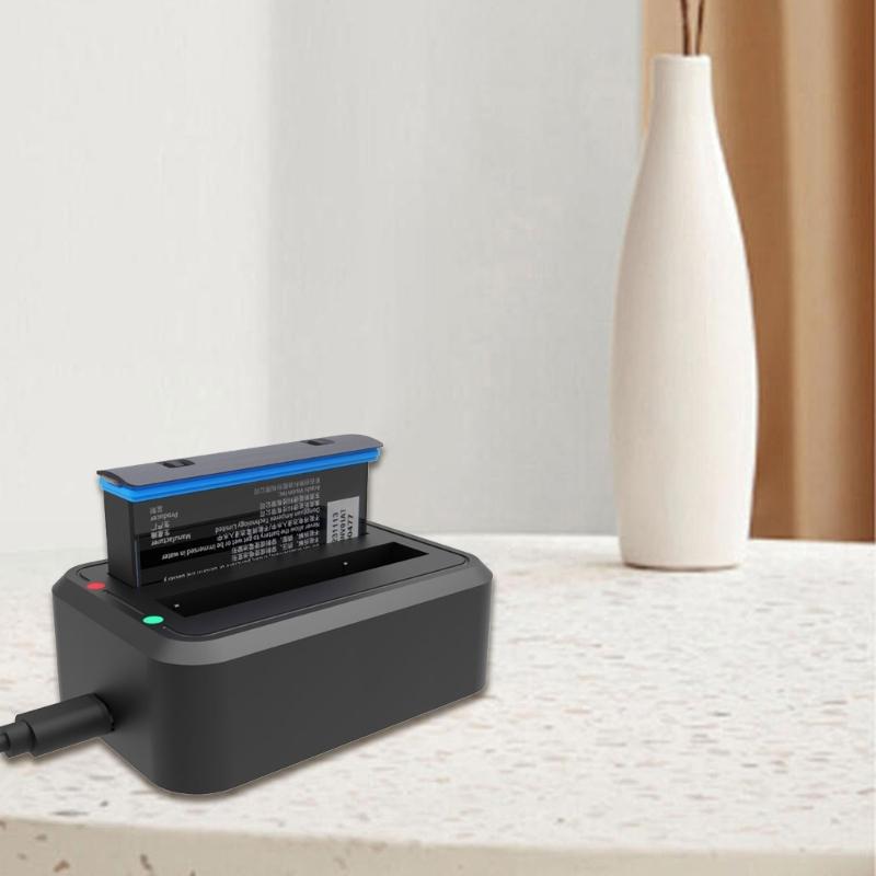 2 In 1 Battery Charger Hub 5V3A Power Adapter Dock For Action Camera Efficient Charging With USB Type C Connection Port