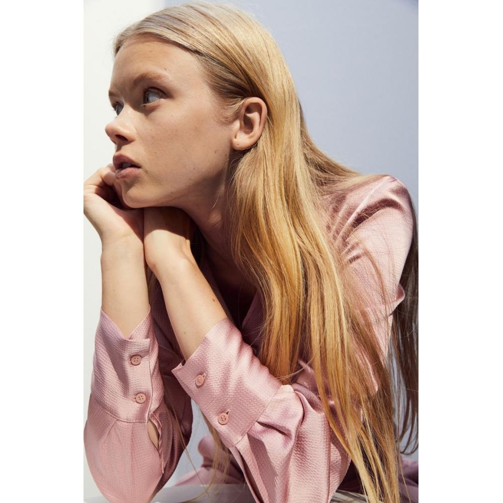 

H M pointed collar shirt powder pink