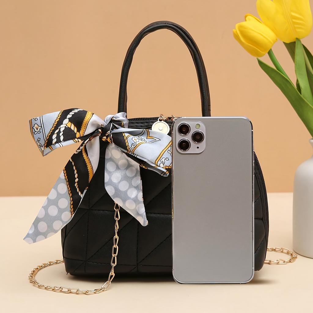 Modische Damen-Umhängetasche mit diagonalem Kreuzdesign, mit Muschelform, Schal, Rautensteppung und einer stilvollen Kette