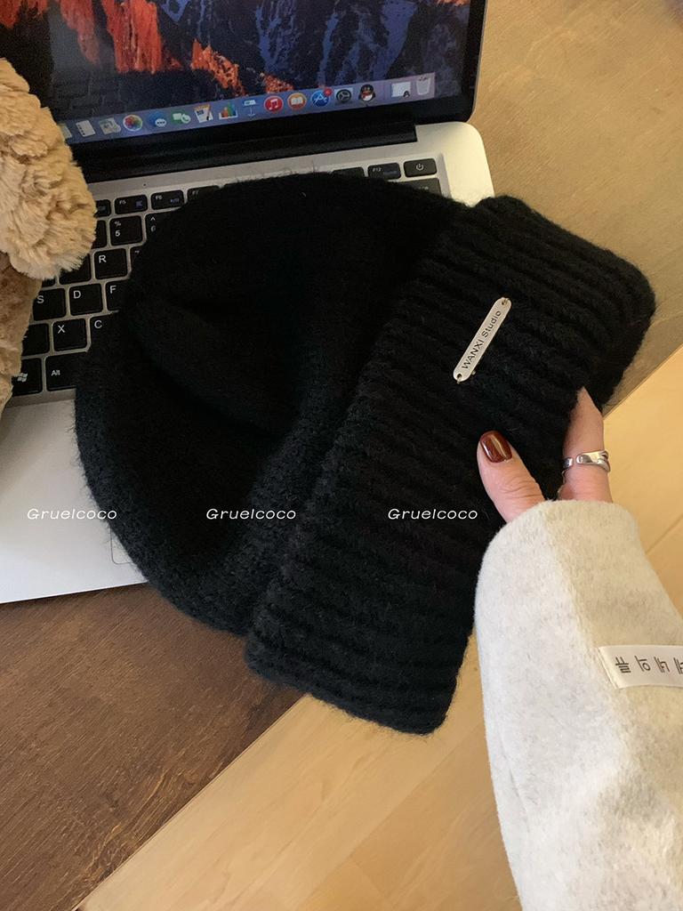 Congee cocoa, wool hat female Korean version versatile face small warm ear protection knitted hat loose pullover cold hat