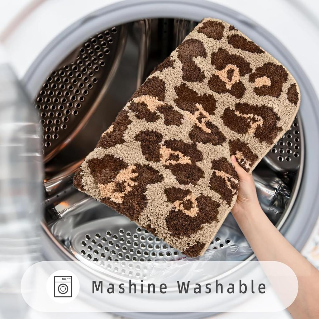 Leopard Print Bathrooom Rugs, 20"x32" Cute Animal Pattern Bath Mat, Soft Absorbent Thick Microfiber, Non-Slip Machine Washable, Funny Fluffy Bathmat