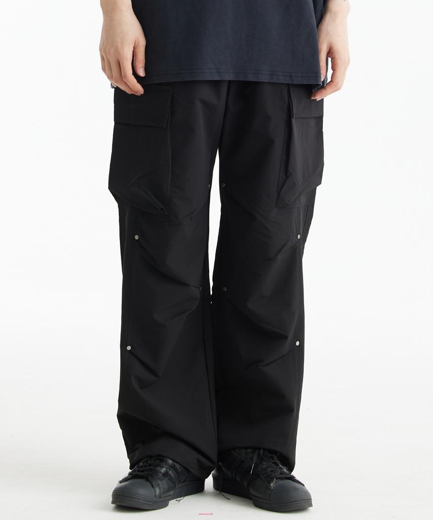 DOUBLE JD Spandex Rivet Cargo Pants (Black)