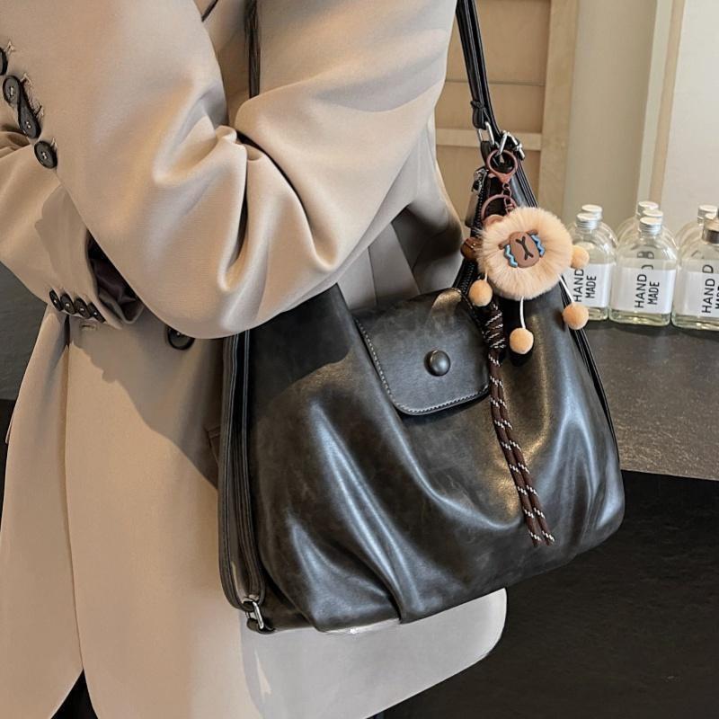 High-End Retro Large-Capacity Women's Backpack Tote for Autumn/Winter 2025