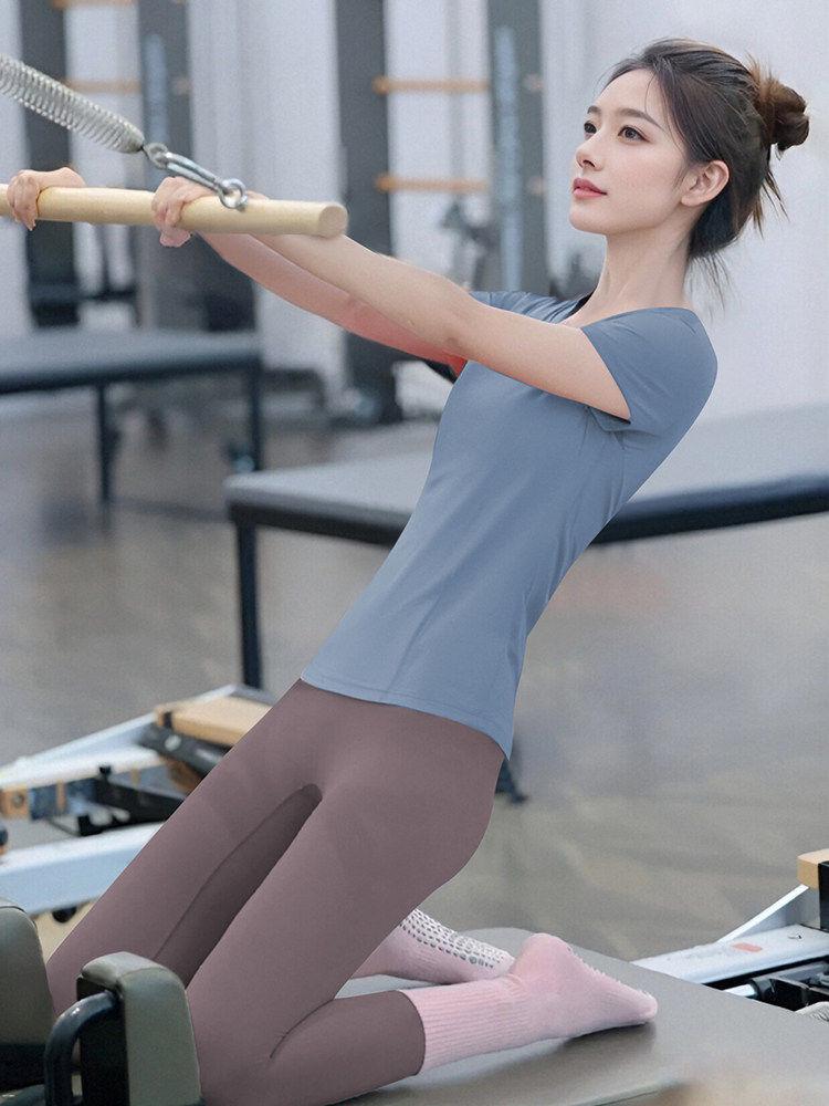 Women's 2026 Cooling Quick-Dry Yoga & Pilates Set - Professional Short Sleeve Fitness Top
