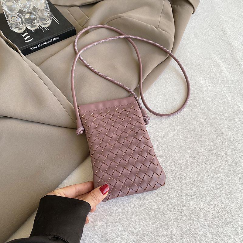 

Летняя модная мини плетеная сумка кроссбоди для прогулок Purple