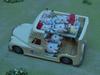 Sylvanian Families Vozidlo Přes noc ST Certifikovaná Hračka Domeček pro panenky pro Věk 3 a Sylvanian Epoch "Karavan pro všechny" CO-63 Nahoru, Rodiny,