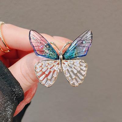 Simple Butterfly Brooch, High-end Femininity, Niche Design Pin 2025 New Suit Corsage