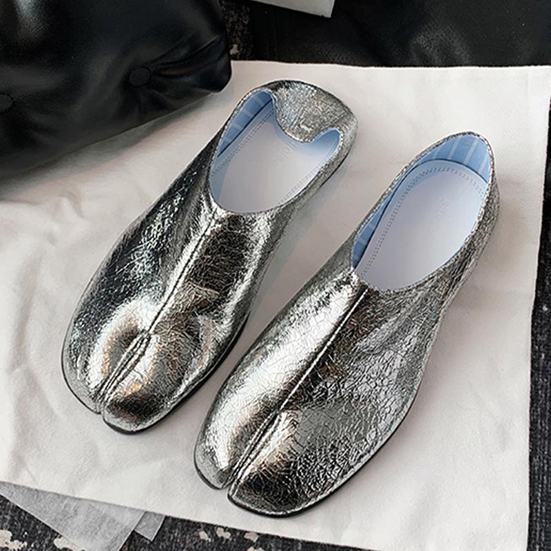 Glitter Silver Leather flat trotter shoes woman brand designer ninja loafers women soft bottom split toe moccasins