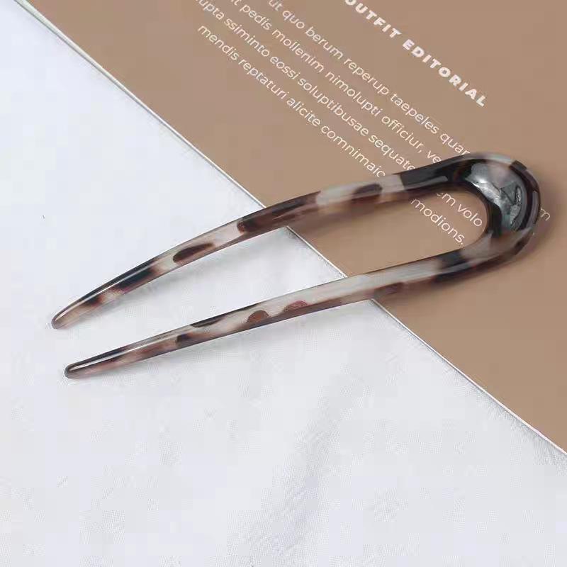 Elegant U-shaped Acrylic Hairpin for Women's Bun - New Chinese Style