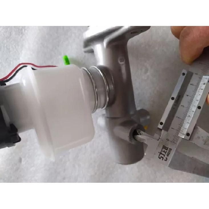Brake Master Cylinder Master Brake Cylinder Master Cylinder For Nissan Forklift TD27 J01 J02 TD27 H20 3.5T 5117 5057