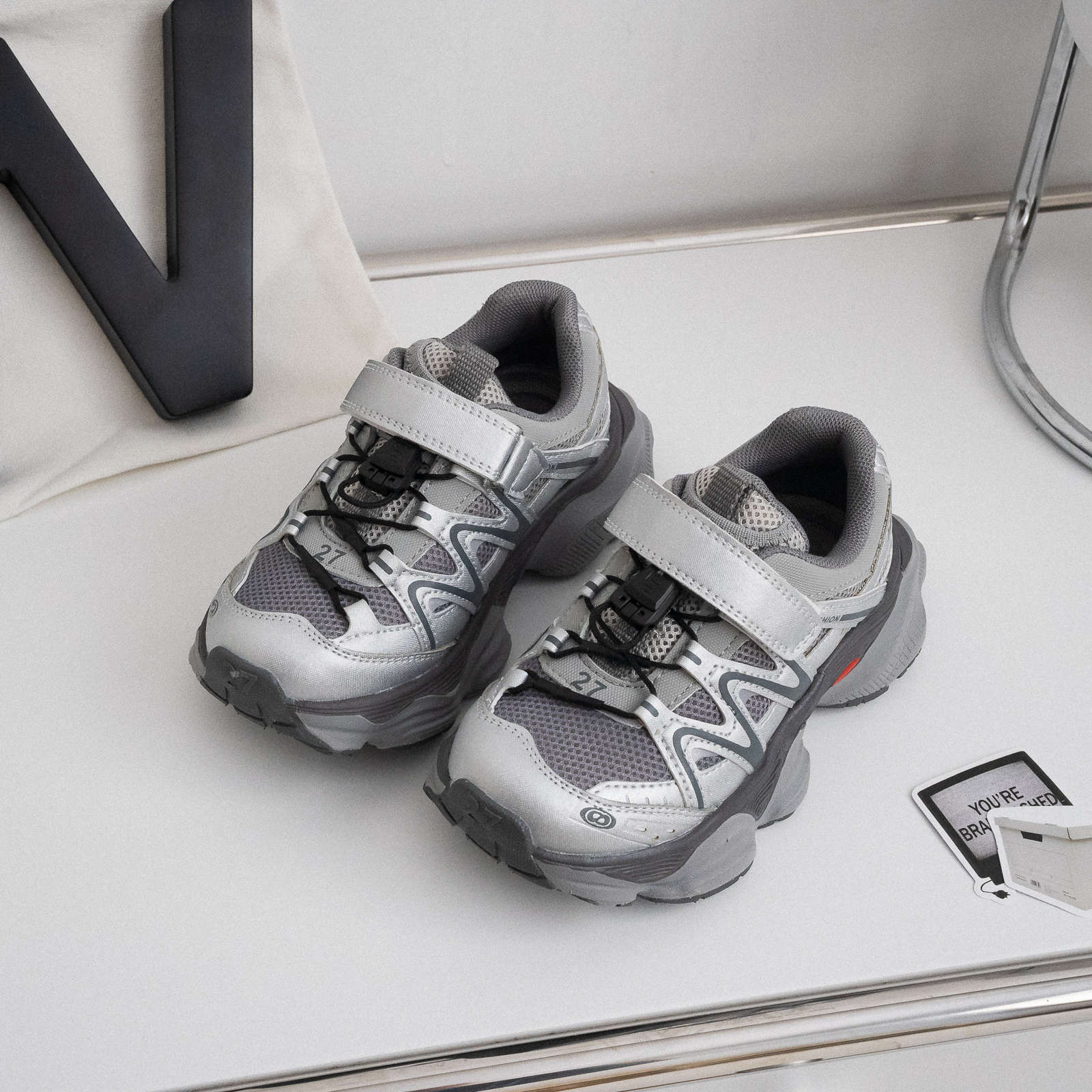 

Специализированные студенческие [горные уличные] детские спортивные туфли | весенне-летние двухслойные сетчатые кроссовки для мальчиков и девочек, кроссовки для пап 240085 30 серый