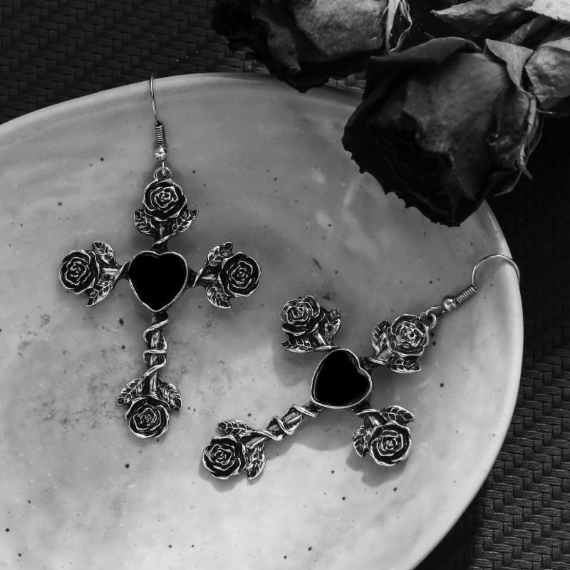 

Punk Gothic Red Heart Shape Zircon Cross Rose Flowers Pendant Dangle Earrings for Women Halloween Party Personality Jewelry Gift чорний