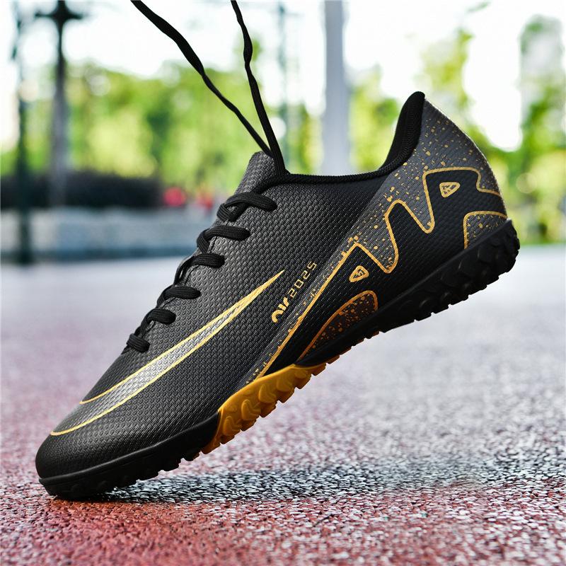 Large size Luo thorn 1 football shoes, boys and girls, broken nails and spikes, competition training shoes