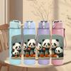 1PZ Gruppo Figure Panda Soffici 750ml Colore Plastica Borraccia Sportiva Tappo a Vite Flip-Top Anti-Goccia Per Sport Ufficio Uso Domestico