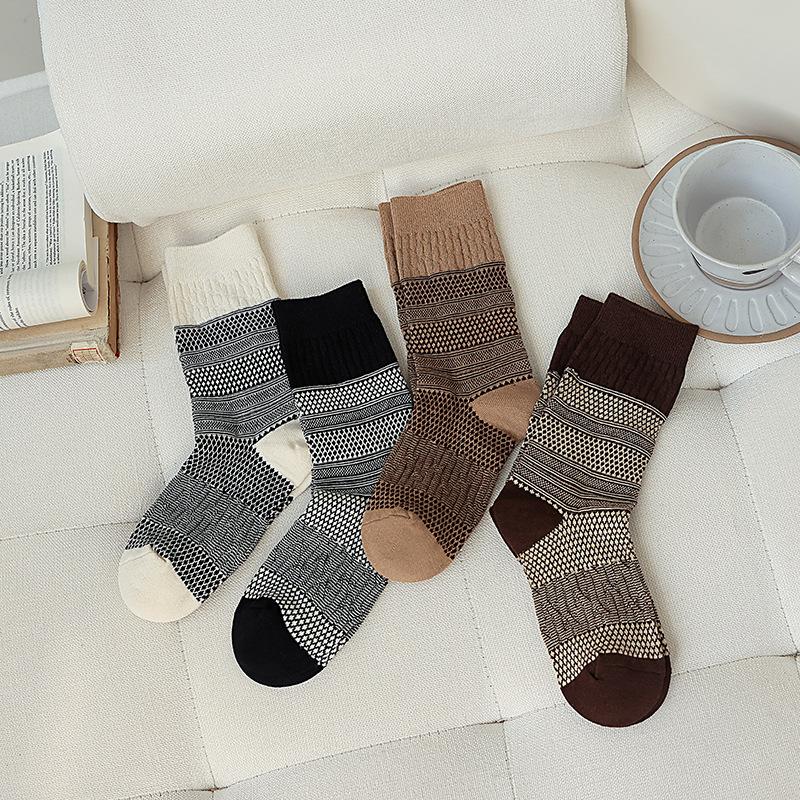 Women's Mid-calf Socks for Autumn and Winter, Retro Quilted Pile Socks, Combed Cotton, Ethnic Style Cotton Socks