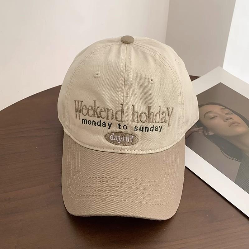 Women's Retro Color-Block Korean Baseball Cap: Face-Slimming, Wide-Brim, Versatile Duckbill Hat for Large Head Circumference