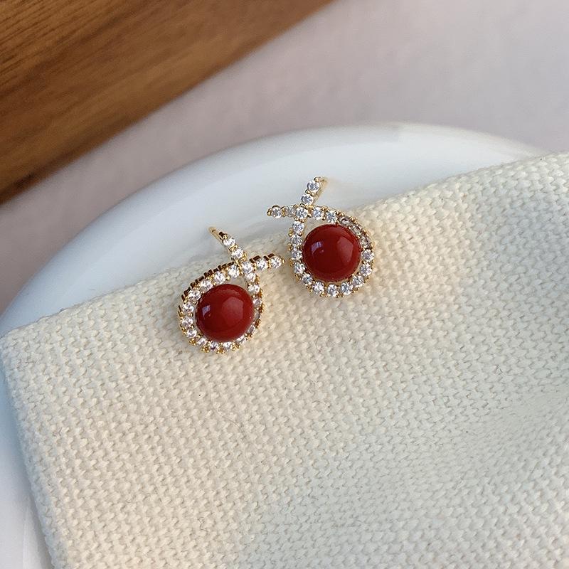 S925 Silver Red Bead Rhinestone Stud Earrings - Korean Style Simple Personality, Perfect New Year Gift, Niche Temperament Ear Ornament.