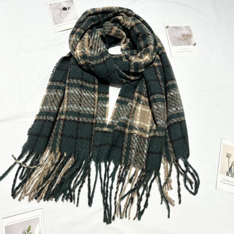 New Christmas Red Scarf Soft and Waxy Scarf Female Couple's Holiday Gift New Year's Festive Red Plaid Shawl