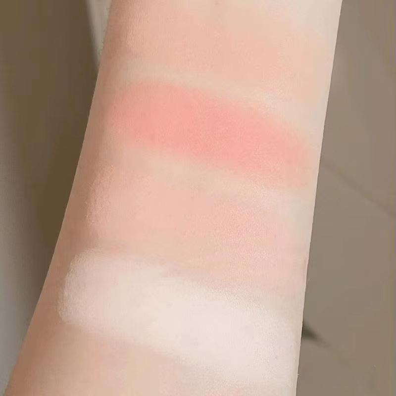 Atmosphere Four-color Blush Disc High Gloss Matte Shrinkage Expansion Color Brightening Surface Three-dimensional Capacity Repair