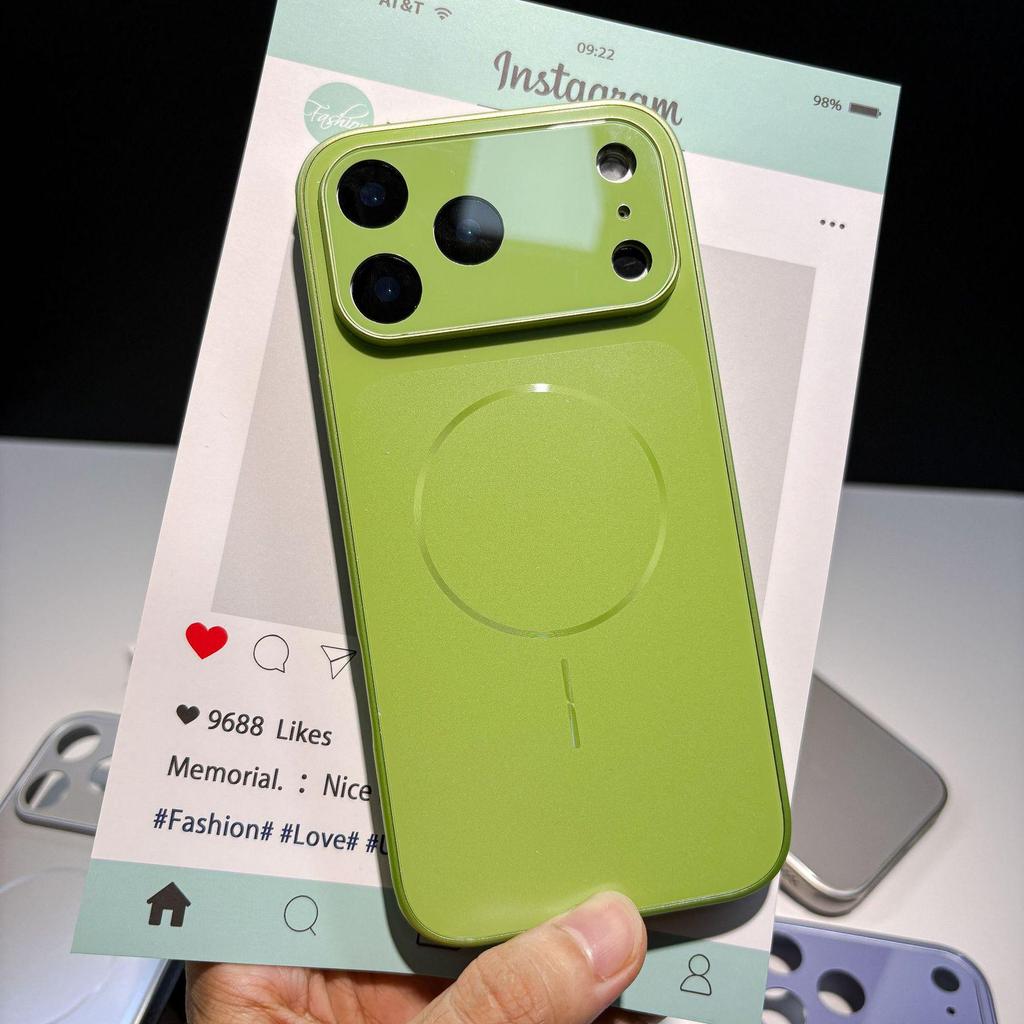 Coque iPhone 16 Pro Max Instant 17 Star Universe Orange avec Lentille à Couverture Totale, Grande Fenêtre, Design Magnétique, et Protection Anti-Chute