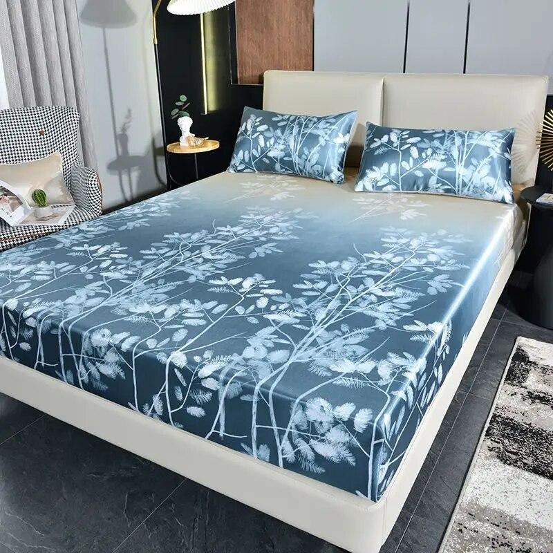 Home Luxury Mattress Cover Three-piece Double Household Bedspread Non-slip Washable Queen Size Bed Cover with Pillowcases