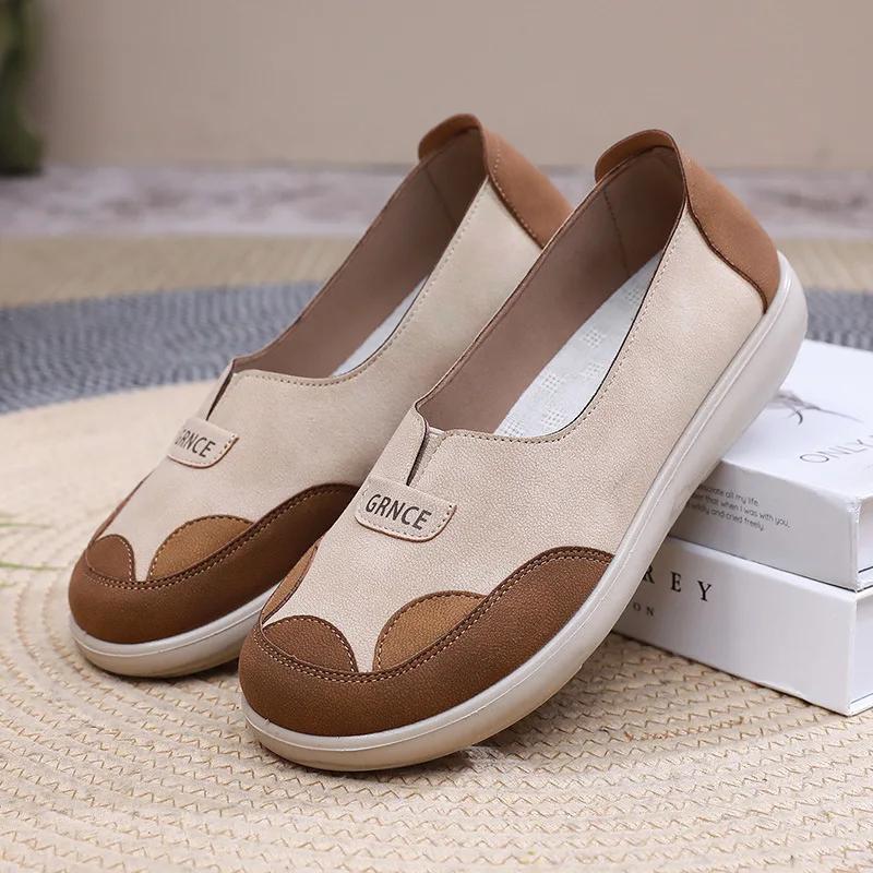 Letní Nové Protiskluzové Odolné proti Opotřebení Prodyšné Boty pro Ženy s Měkkou Podrážkou Barevně Blokované Kulatá Špička Ležérní Všestranné Módní Mokasíny