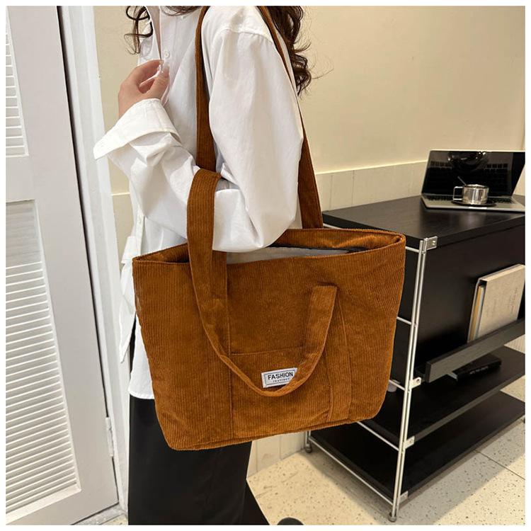 Shoulder bag tote bag 2025 autumn new corduroy fashion simple large capacity commuter women's bag