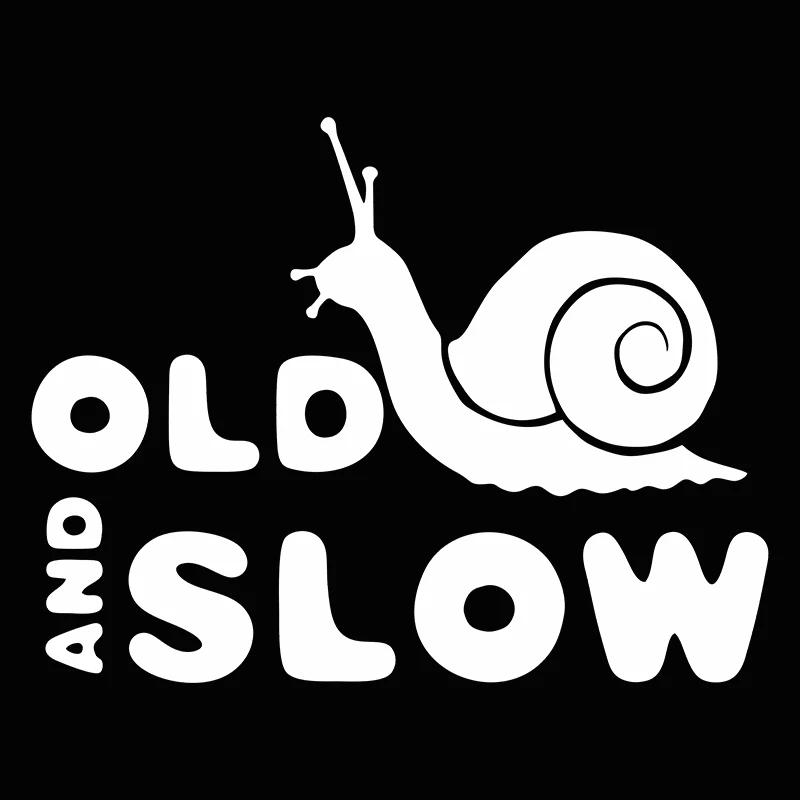 

16.8*12.9 см интересные милые смешные старые и медленные графические виниловые наклейки на автомобиль 16.8CMX12.9CM