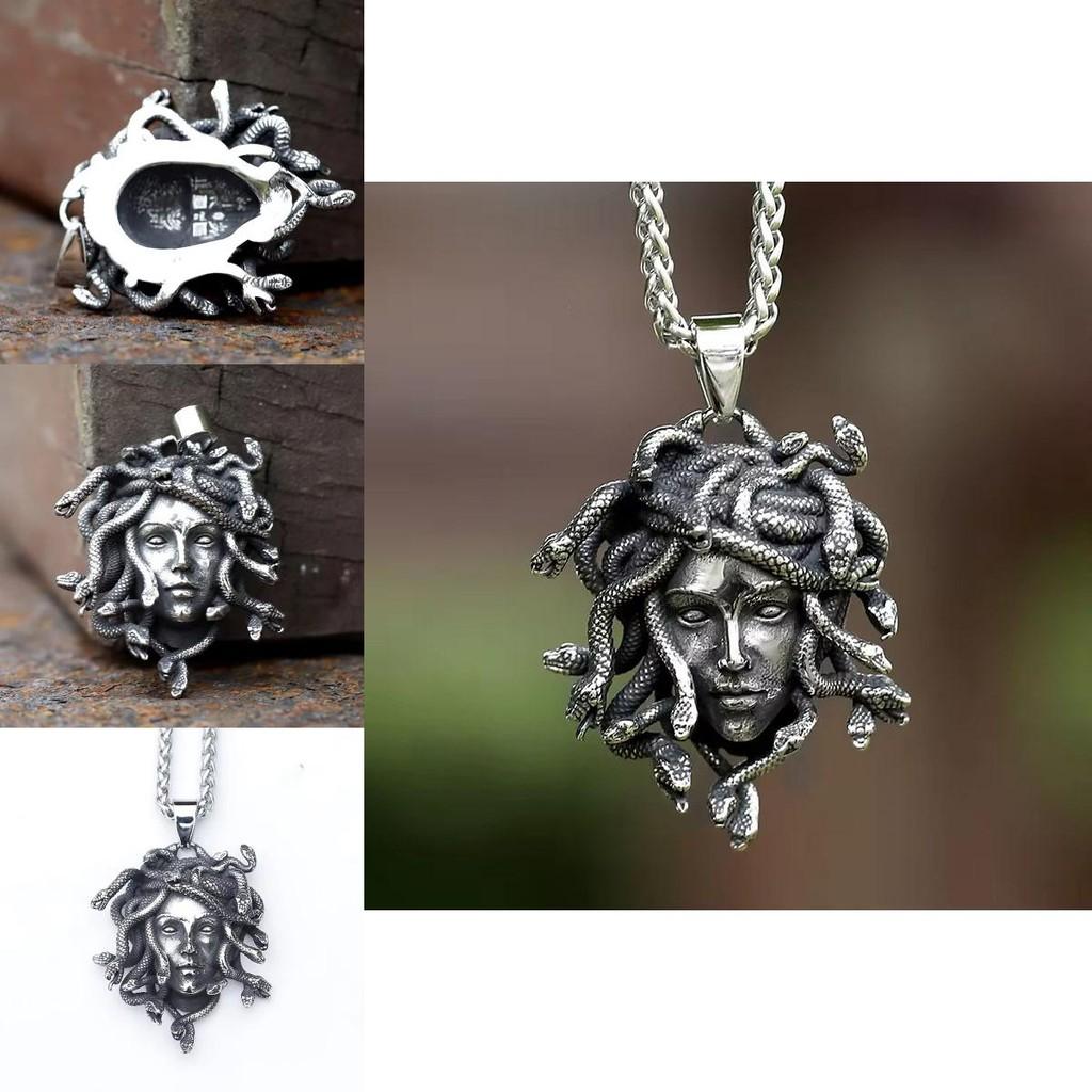 Medusa Mythologie Halskette mit Schlangenanhänger aus Zinklegierung für Gothic-Mode-Enthusiasten