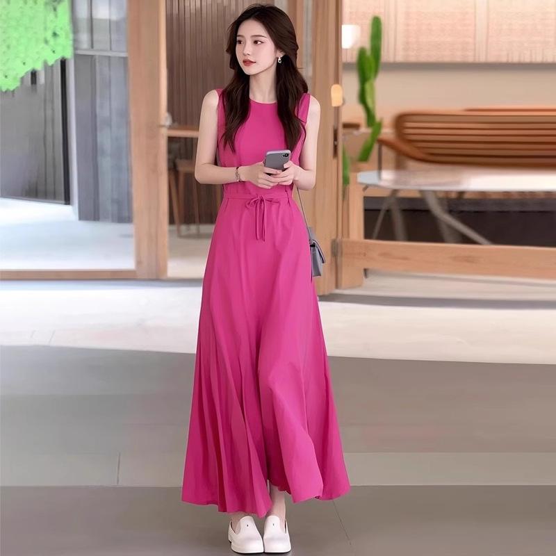 Dopamine 2026 Rose Pink Sleeveless Slim-Fit Elegance Women's Summer Dress