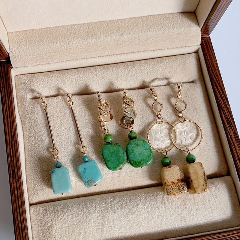

European and American Foreign Trade Jewelry, Fashionable, Unique, Simple, Versatile, Niche Design, Natural Stone, High-End Earrings Set Default
