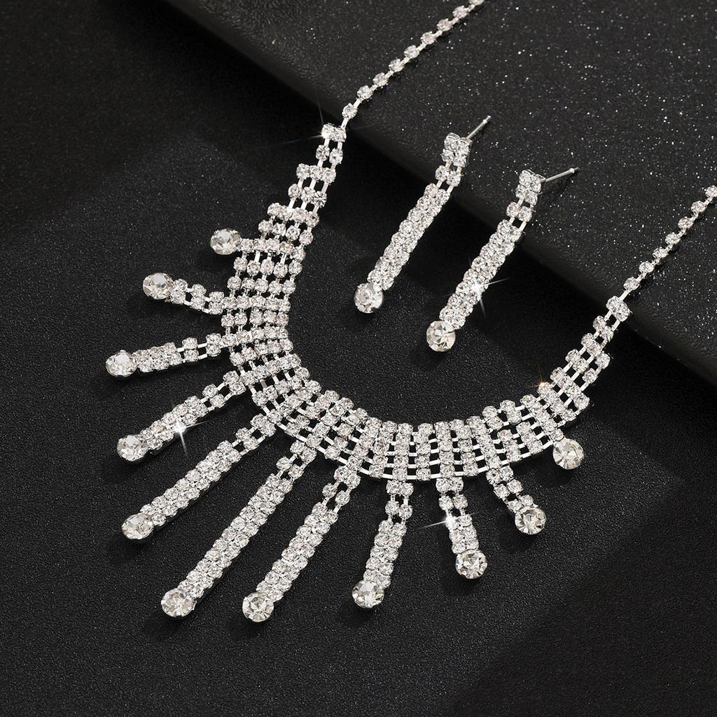 Brilliant Rhinestone Tassel Necklace Earrings Set Bridal Wedding Accessories