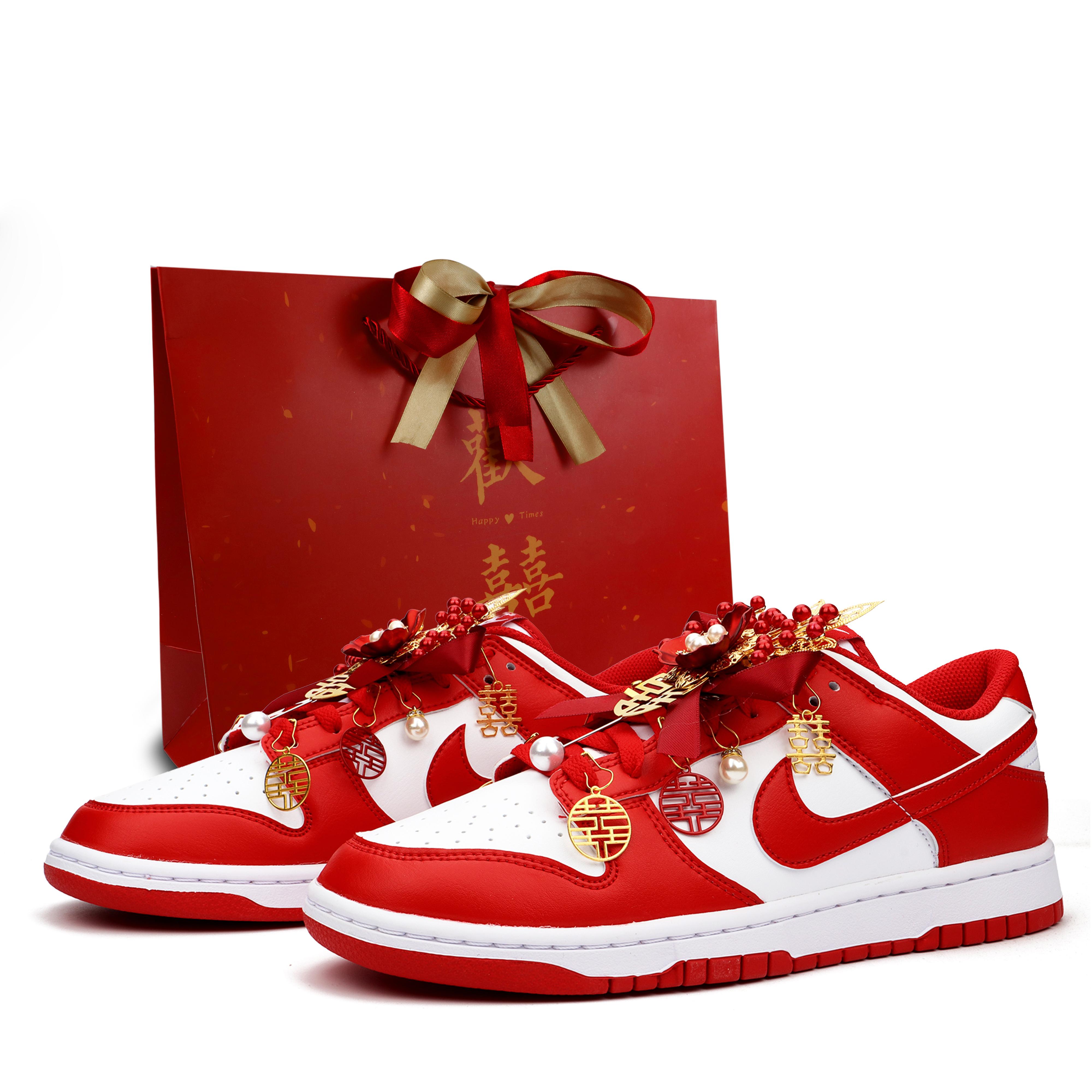 

Nike Dunk A Spark Of Fireworks Lightweight Anti Slip Low top Skateboard Shoes Men s Red HF5441-104(Team900-) 43