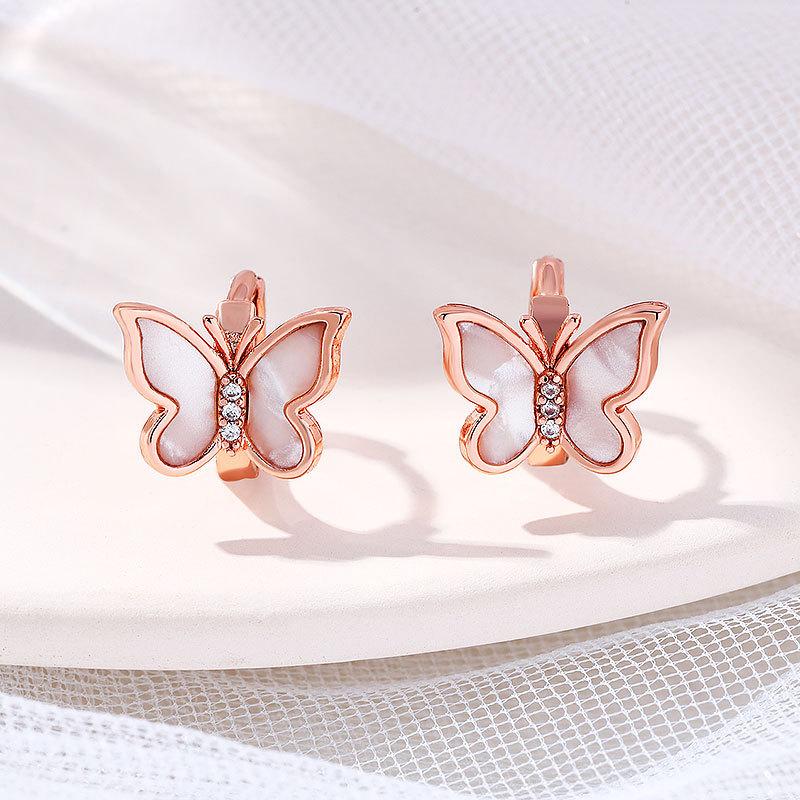

Korean Version Korean Shell Butterfly Ear Buckle Earrings Women s Fashion Temperament Retro Simple Geometric Mini Ear Jewelry