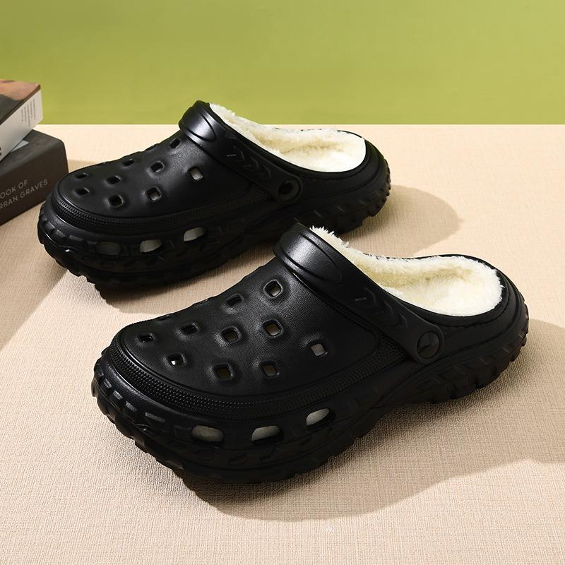 A Pair of Autumn and Winter Cotton Slippers, Women's Velvet Heightening Home Hole Cotton Shoes, and Men's Non-slip Warm Slippers