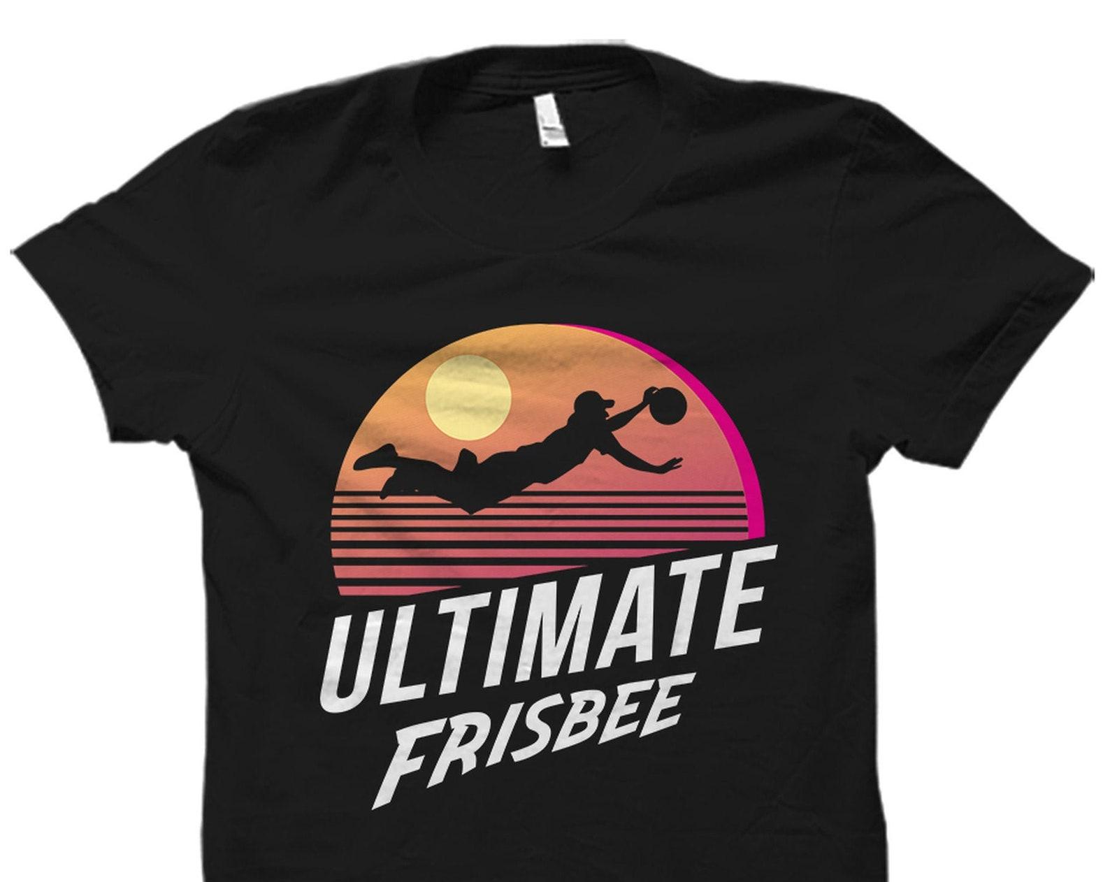 Ultimate Frisbee Gift. Frisbee T-Shirt. Frisbee Player Gift. Frisbee Player Shirt. Frisbee Fan Gift. Frisbee Fan Shirt Frisbee Retro #OS2847 3XL