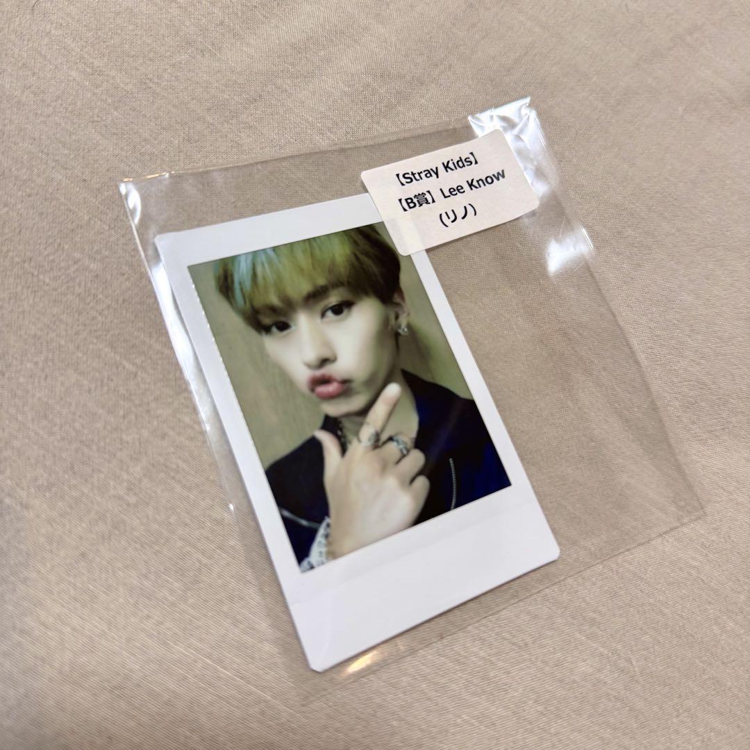 

[USED] Stray Kids Sorikun Scars Tower Records Raffle Polaroid Reno