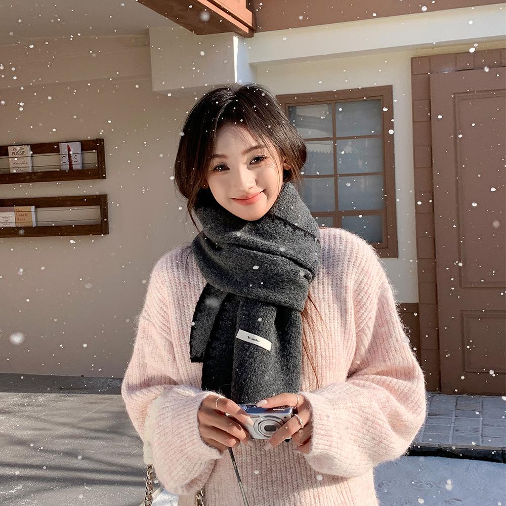Korean commuter fashion versatile locked edge knitted scarf women's autumn and winter manufacturers wholesale warm and cold knitted hat