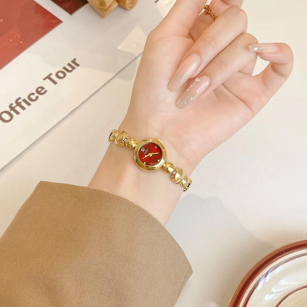 Retro Luxury Encore Red Bracelet-Style Woman Watches with Small Dial, Stainless Steel Band, Water-Resistant Quartz Movement Gift
