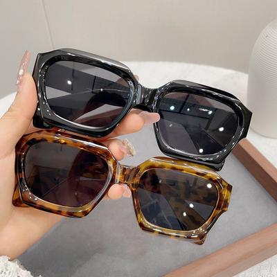 New Men's Square Large Frame Sunglasses Classic Retro Women's Sun Shading Sun Glasses Outdoor UV Resistant Driving Glasses