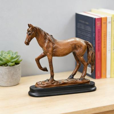 Simulated Horse Figurine Bring Good Luck Wealth Horse Resin Statue Fengshui Decoration Home Office Desktop Ornament Year of Horse Gift