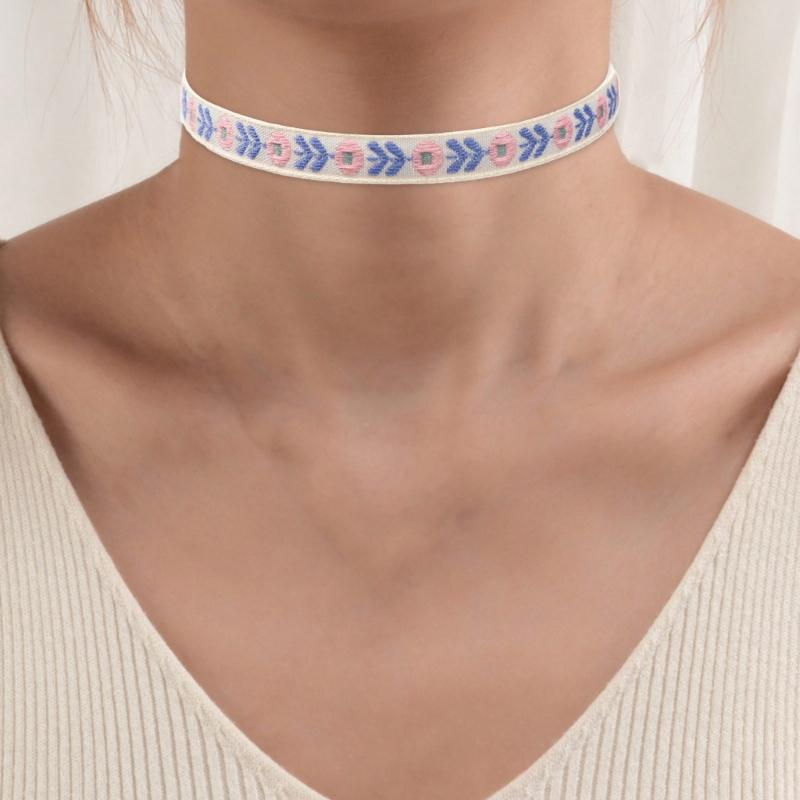 Fashion Heart Pendant Necklace Gothic Butterfly Flower Velvets Choker for Women Clavicle Neck Chain Wedding Jewelry Gift