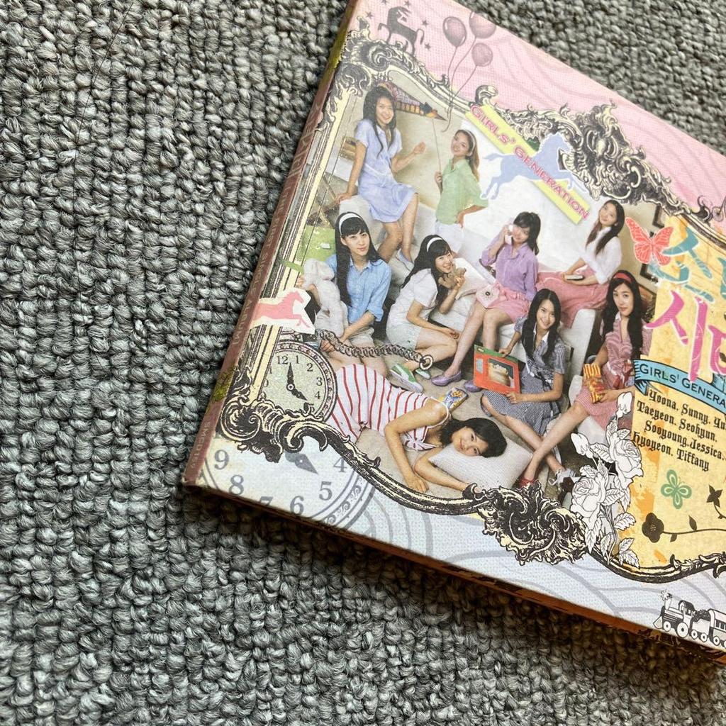 [USED] Girls' Generation Single CD Korean Version Into the New World
