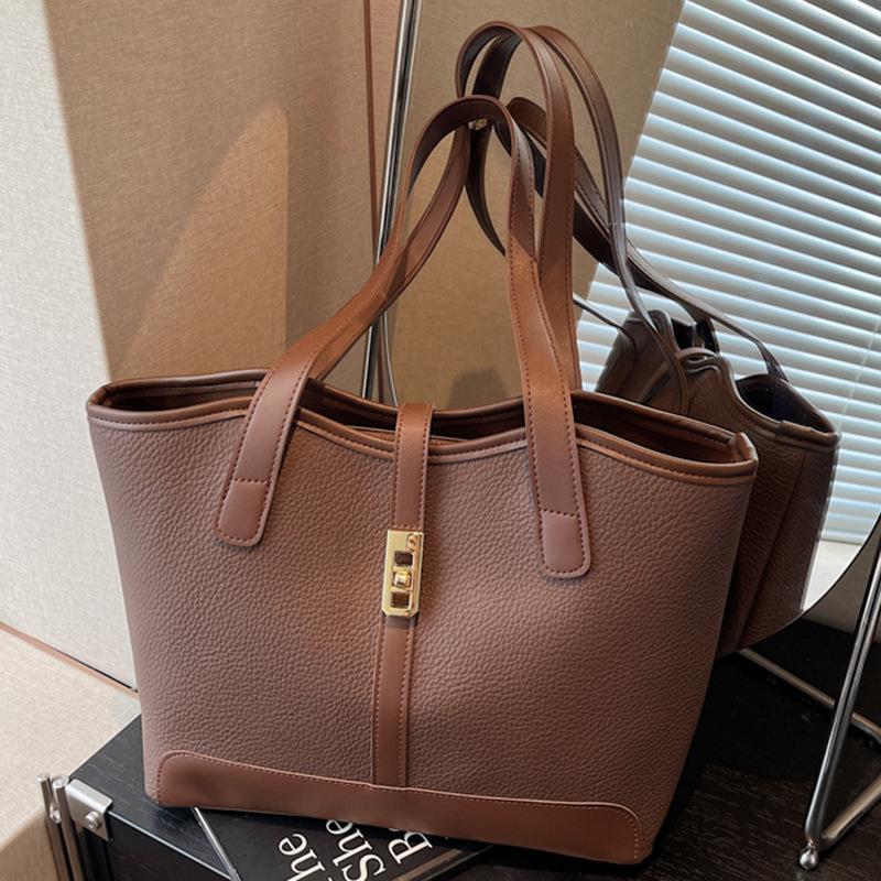 Casual Retro Bag, Women's Large-capacity Commuter Single-shoulder Bag, Color-matched Stylish Underarm Tote Bag