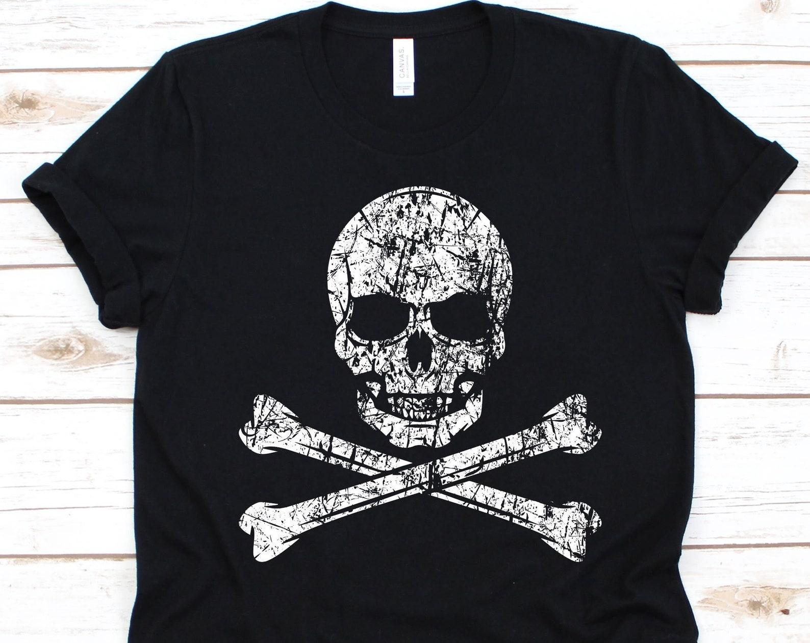 Skull And Crossbones Shirt, Cool Pirate Design, Pirate Lovers, Pirate Flag Graphic, Pirate Ship, Pirata Shirt, Sea Robber, Skull, Crossbones L