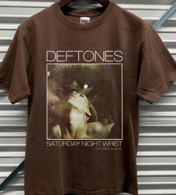 

Deftones Saturday Night Wrist The New Album 90s Deftones Graphic T-shirt XL